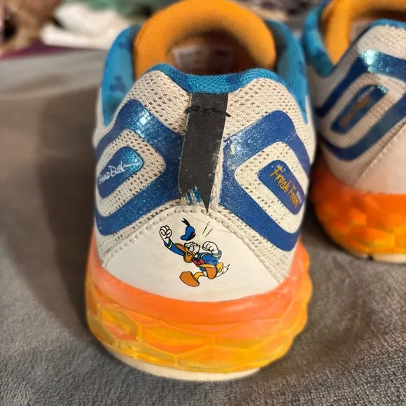 New Balance Run Disney 2015 Donald Duck Running Shoes Mens Size 9.5