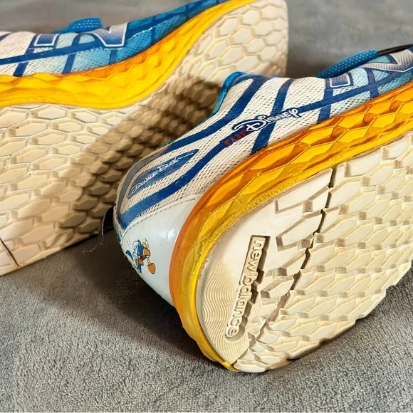New Balance Run Disney 2015 Donald Duck Running Shoes Mens Size 9.5