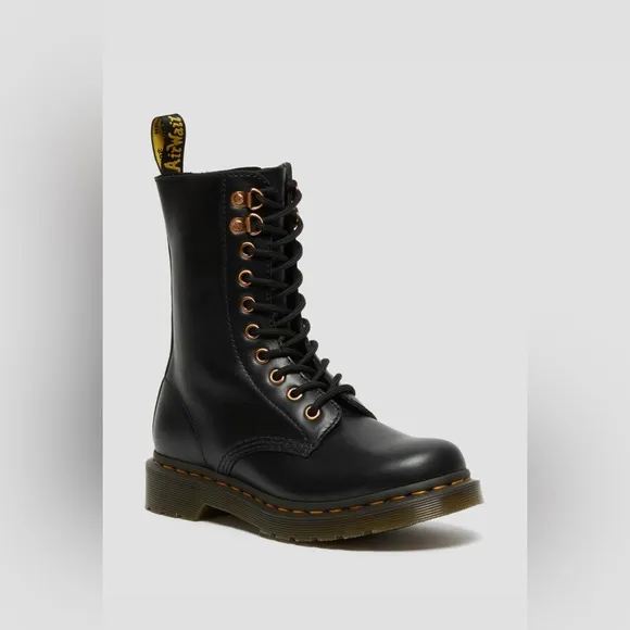 NEW Dr. Martens 1490 Rose Gold Hardware Black Leather Lace Up Boots 37 EU/ 6 US