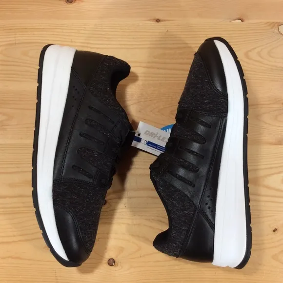 NEW Drew Boost Stretch Knit Sneakers Style # 40997-19Men’s 9.5 4W Black