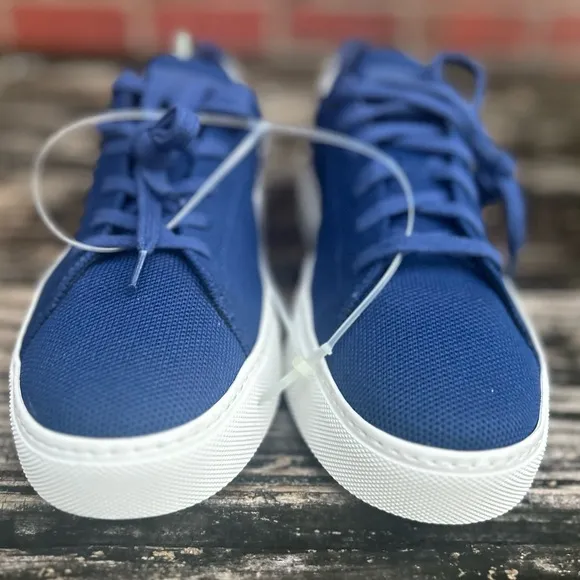 New GREATS Brooklyn Men's Royale Knit Lace Up Sneakers, Blue/White, 9 Medium US
