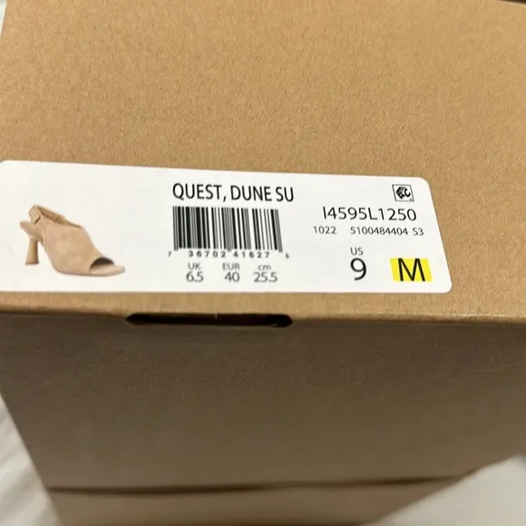 NEW in BOX! Vince Quest in Dune Leather Slingback Sandals reg $350 with Dust Bag