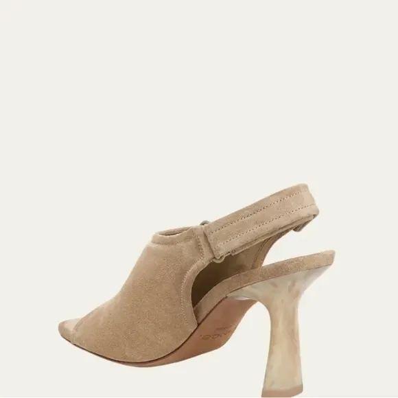 NEW in BOX! Vince Quest in Dune Leather Slingback Sandals reg $350 with Dust Bag
