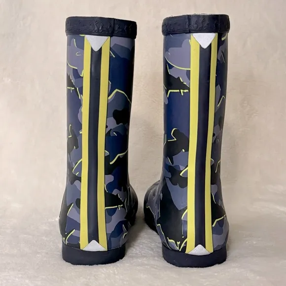 NEW Joules Boys Camo Sharks Junior Roll Up Welly Rain Boot (Size 11) NWT