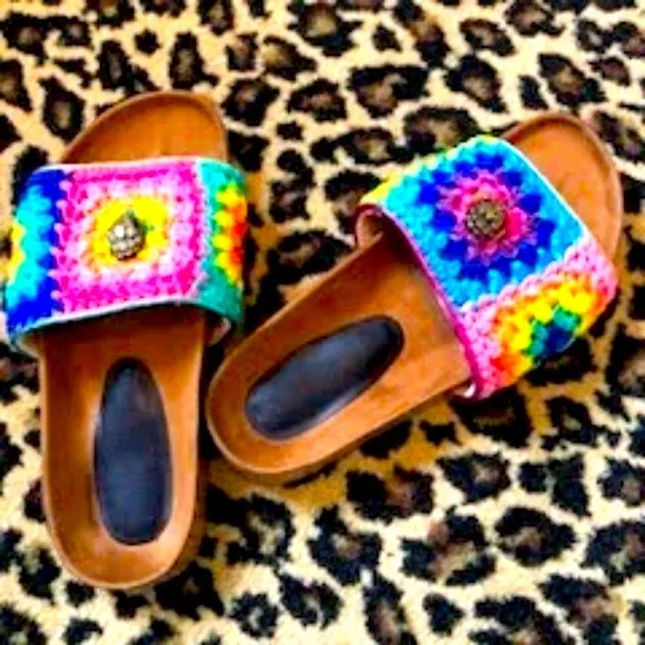 New KURT GEIGER LONDON Ozark Crochet Mule Jeweled Eagle Head Logo 5.5 MSRP $150