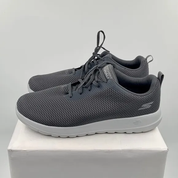 🌹New Listing🌹NWT Sketchers Men’s Go Walk Max Effort Grey Slip On Sneakers Shoes