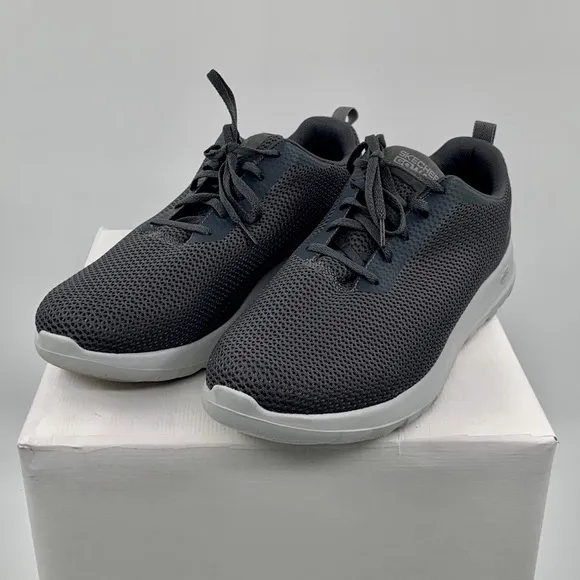 🌹New Listing🌹NWT Sketchers Men’s Go Walk Max Effort Grey Slip On Sneakers Shoes