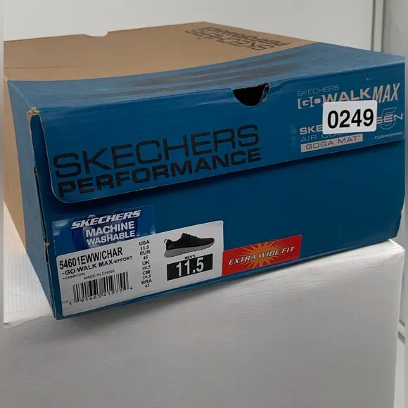 🌹New Listing🌹NWT Sketchers Men’s Go Walk Max Effort Grey Slip On Sneakers Shoes