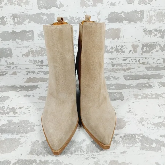 New Marc Fisher LTD Oshay Chelsea Suede Pointed Ankle Bootie Beige Boots  W369
