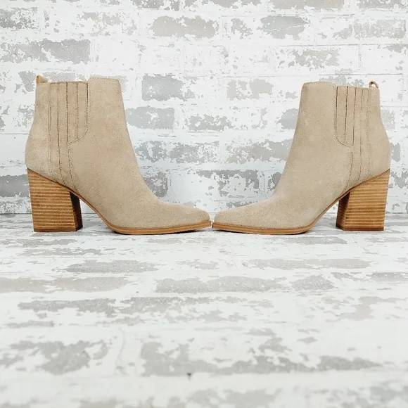 New Marc Fisher LTD Oshay Chelsea Suede Pointed Ankle Bootie Beige Boots  W369