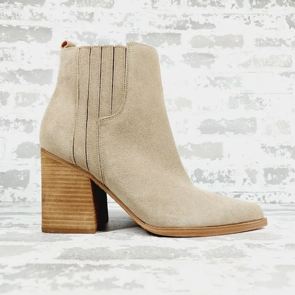 New Marc Fisher LTD Oshay Chelsea Suede Pointed Ankle Bootie Beige Boots  W369