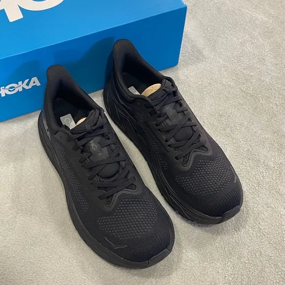 NEW Mens HOKA Ahari 7 Black Sneakers Size 10.5