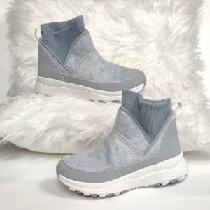 New Merrell Cloud Renew Bluff size 7 Gray high Rise boots