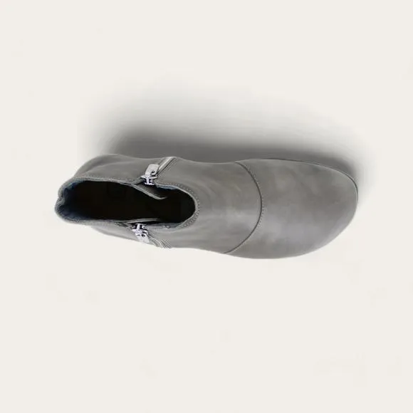NEW NAOT women's wanaka boot in foggy gray
