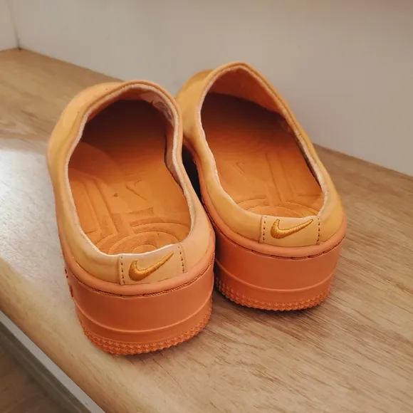 NEW Nike Womens Air Force 1 Lover XX Leather Mules Cinder Orange SZ 10