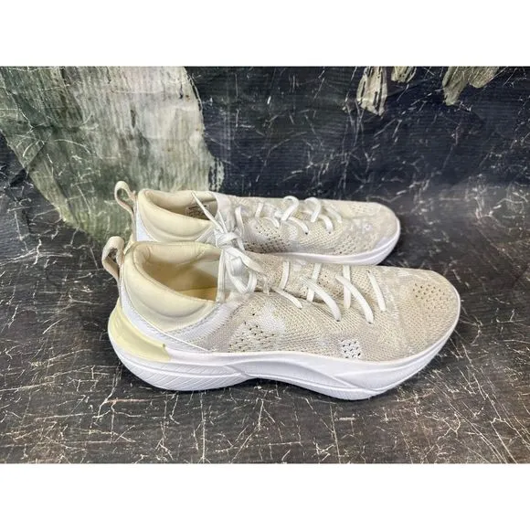 New SOREL Women's Explorer Blitz Stride Lace Sneakers Size Us7