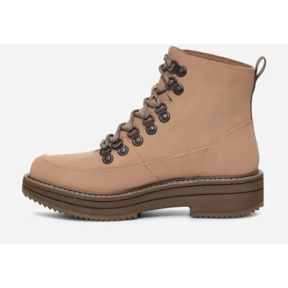 NEW Teva Midform Boots in Sand Dune, Size 6.5 New w/o Box