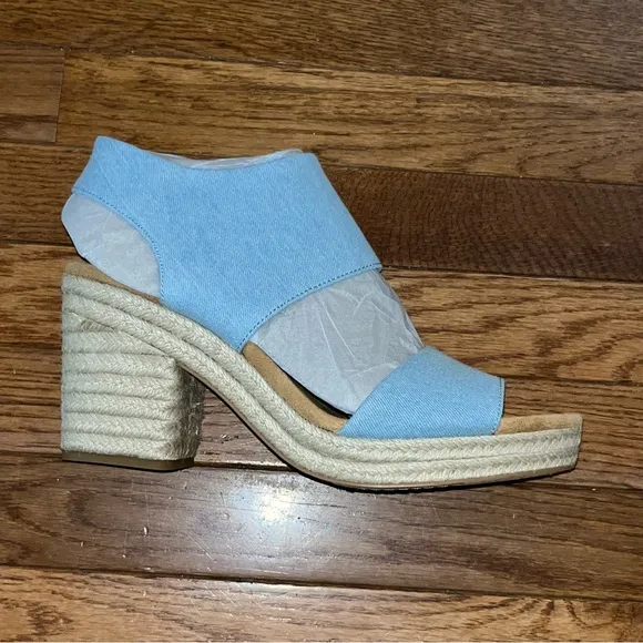 NEW TOMS Majorca Platform Sandals Blue Straps &amp; Tan Woodgrain Women’s Size 11