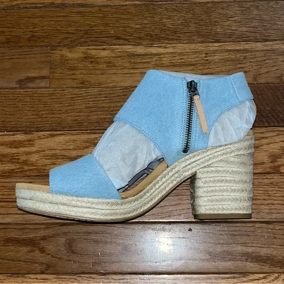 NEW TOMS Majorca Platform Sandals Blue Straps &amp; Tan Woodgrain Women’s Size 11