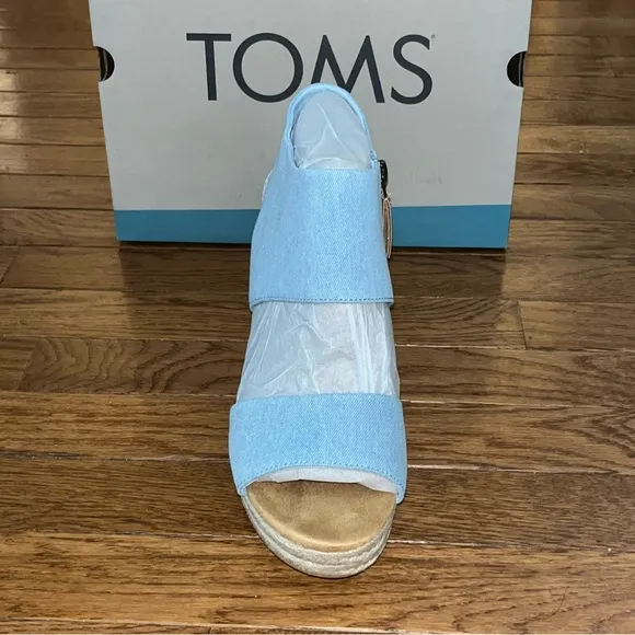 NEW TOMS Majorca Platform Sandals Blue Straps &amp; Tan Woodgrain Women’s Size 11
