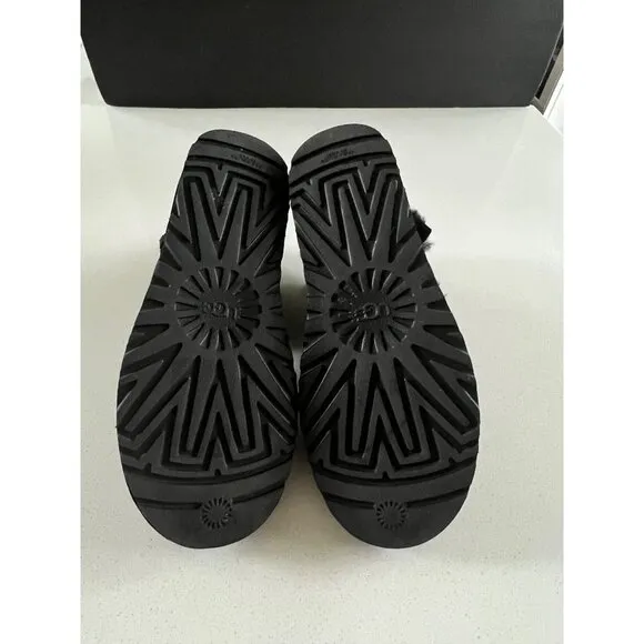 NEW UGG KARLIE BROOCH BLACK Swarovski- crystal boots Size 8
