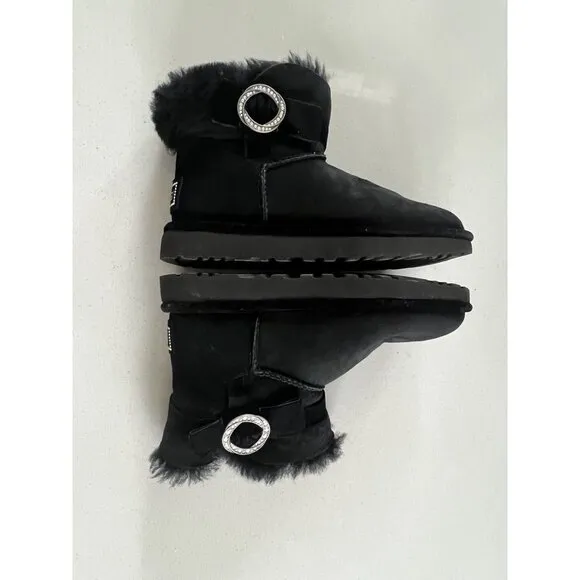 NEW UGG KARLIE BROOCH BLACK Swarovski- crystal boots Size 8