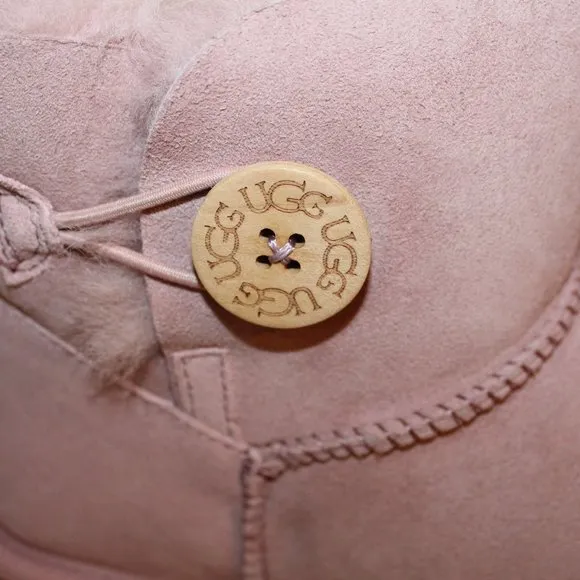 NEW UGG MINI BAILEY BUTTON SUEDE BOOTS PINK 8‎