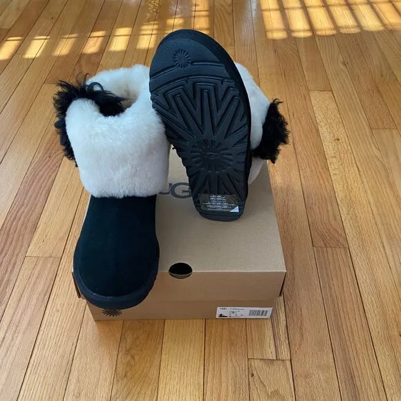 NEW UGG UGG CLASSIC MINI WISP SHEEPSKIN CUFF BLACK BOOTs  Size 7 w/box