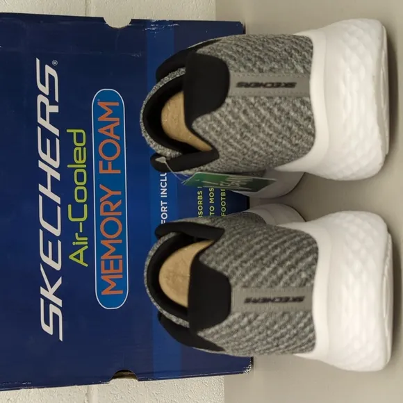 New w/ box sketchers air cooled memory foam sneakers sz men's 6.5 gray shoe