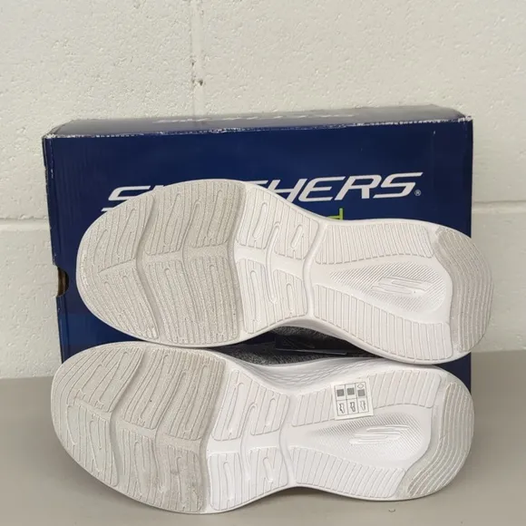 New w/ box sketchers air cooled memory foam sneakers sz men's 6.5 gray shoe