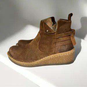 🌻NEW w.box Born &quot;Varas&quot; Brown Glazed Ginger Ankle Boots Size 6