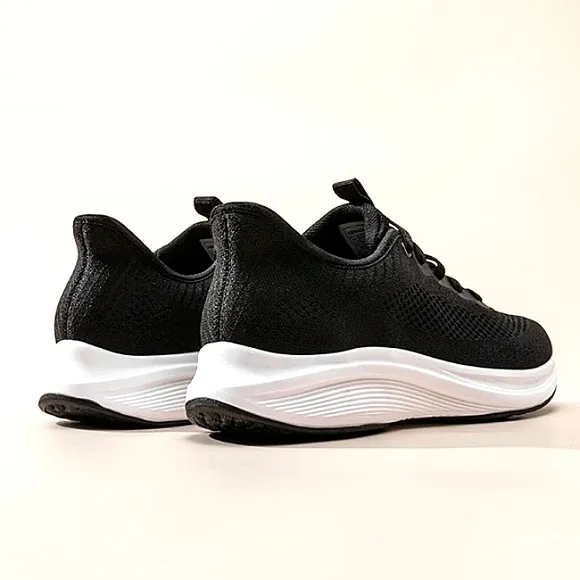 New w/o Box Bruno Marc Men's Hands - Free Lace-Up Knit Sneakers Size 13