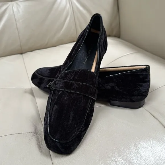 New‼️‼️Donald J Pliner Haven Velvet Flat Loafers Slip On Black Womens Size 10