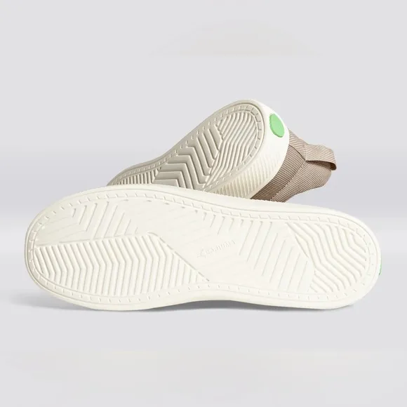 NIB CARIUMA IBI Low Sand knit sneakers