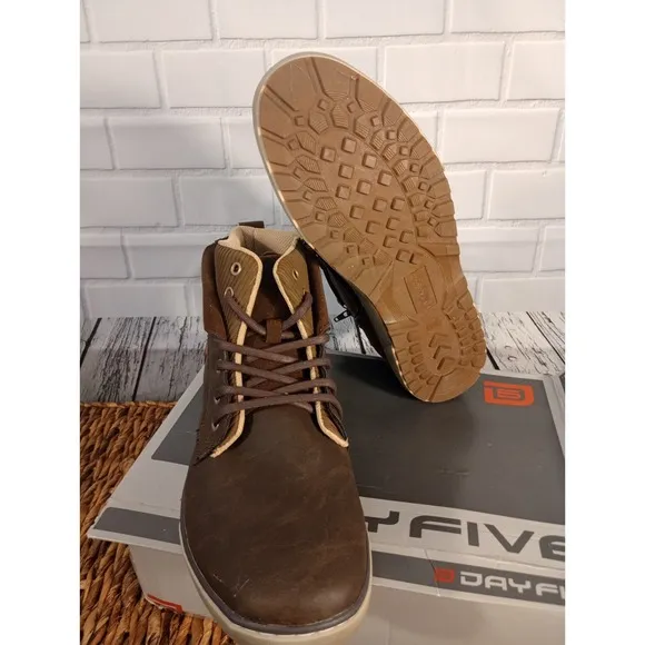 NIB Day Five Viper - Men's 13 Casual High Top Lightweight Fashion Sneaker Dk Bro