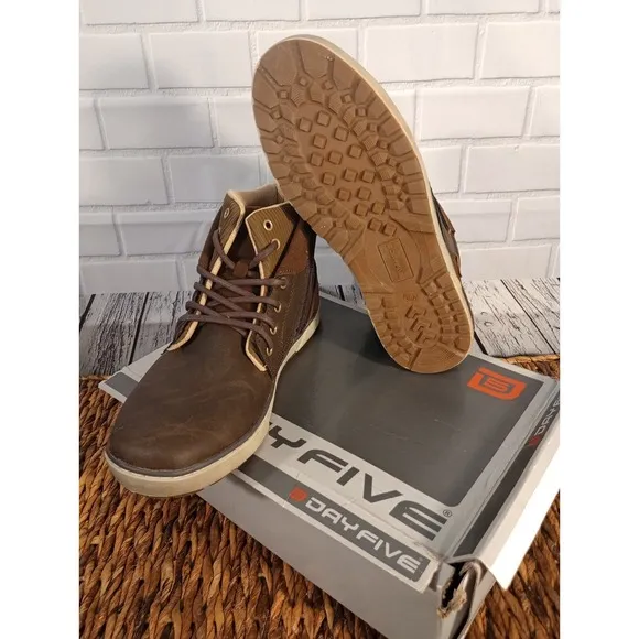 NIB Day Five Viper - Men's 13 Casual High Top Lightweight Fashion Sneaker Dk Bro