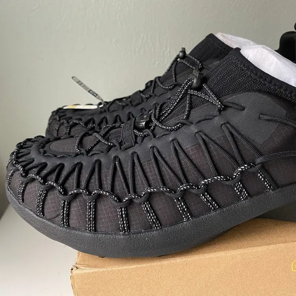 NIB KEEN UNEEK SNK Cord Knit Sneakers Men's Size 12 Black Casual Shoe