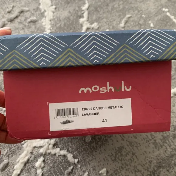 NIB Moshulu Danube Metallic Lavender Sandals size Eur 41/ US 9