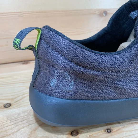 NIB Rackle Alex Sneakers Men’s size 13 Charcoal Grey Hemp Earth Friendly