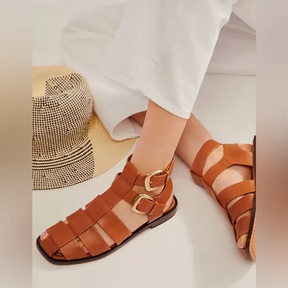 ▪️NIB Sam Edelman Dawn Fisher Flat Sandals in Saddle