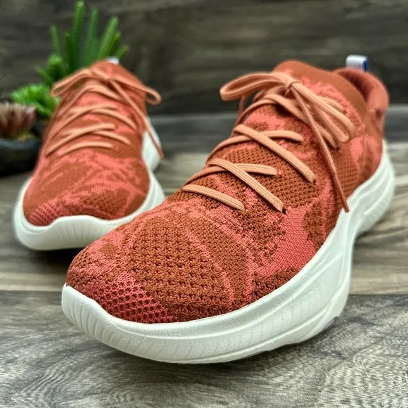 NIB SOREL Explorer Blitz Stride Lace 7.5 38.5 Red Knit Sneakers