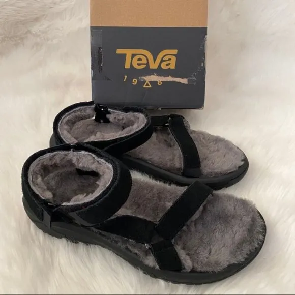 NIB Teva Hurricane Shearling Lined Sport Sandal