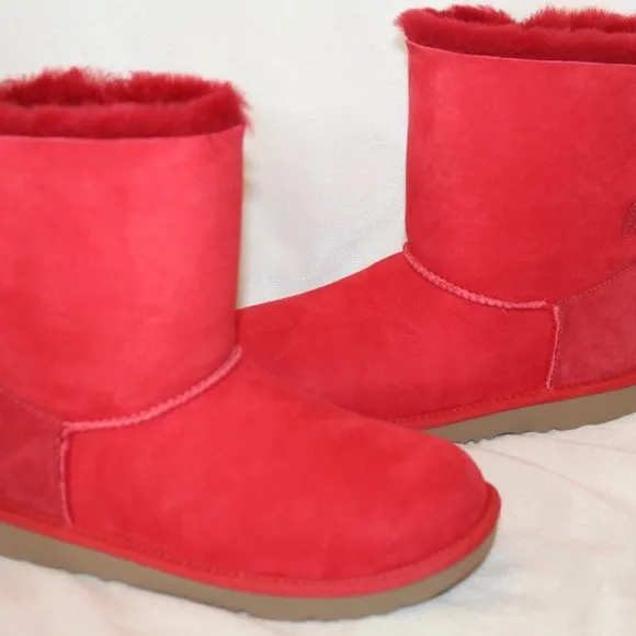 NIB‎ UGG GIRL'S BAILEY BOW SUEDE SHEARLING CLASSIC SHORT BOOTS RED