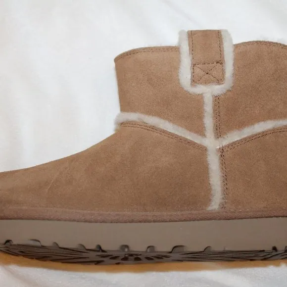 NIB UGG WOMEN'S CLASSIC MINI ANKLE SUEDE‎ SPILL SEAM BOOTS CHESTNUT