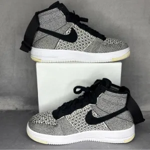 🔥🔥🔥Nike Af1 Ultra Flyknit Mid Size: 10.5🔥🔥🔥