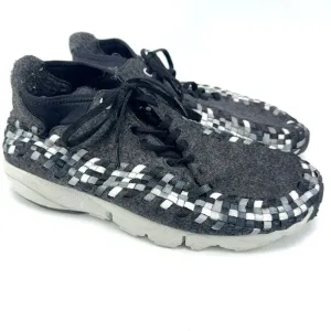 Nike Air Footscape Woven Chukka Mens Size US 9.5 EU 43 Black Grey Knit Sneakers
