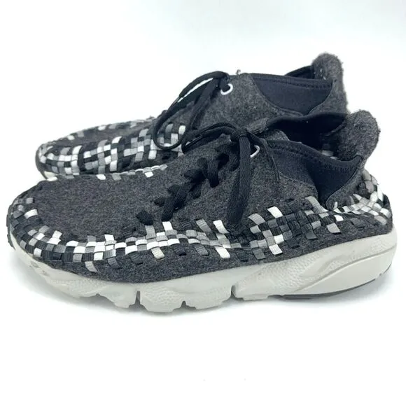 Nike Air Footscape Woven Chukka Mens Size US 9.5 EU 43 Black Grey Knit Sneakers