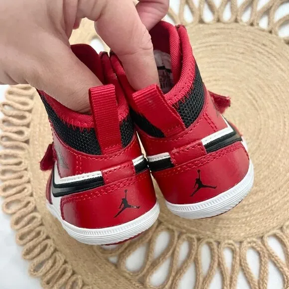 Nike Air Jordan 1 Skinny High GS Gym Red Sneakers 5C 602658-601