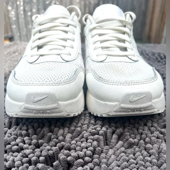 Nike Air Max SYSTM Sneakers