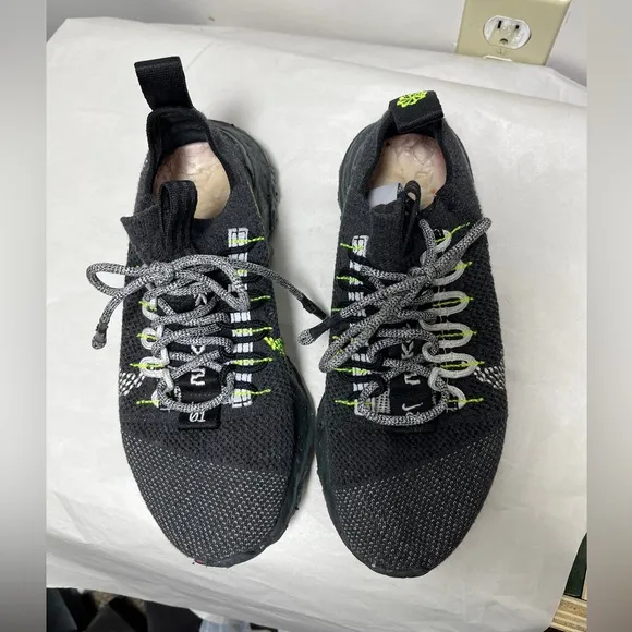 Nike Black Volt Space Hippie 01 Sz 4.5 M or 6 W EUC
